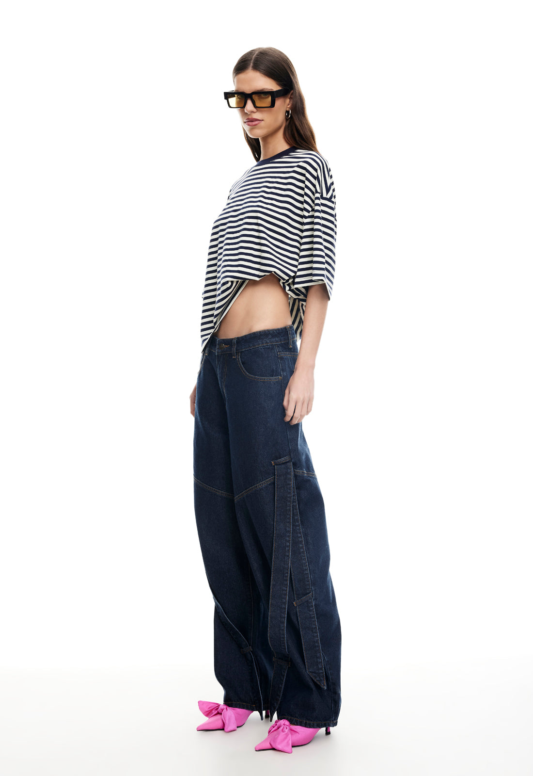 BLOOM SHORT SLEEVE - WHITE NAVY STRIPE