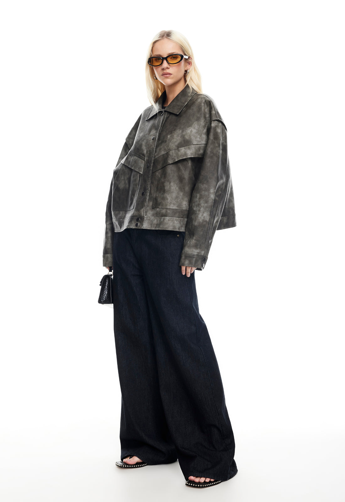 17_06_25_LIONESS_eCOMM_MOTION_Styling-Videos_Serena22016jpg