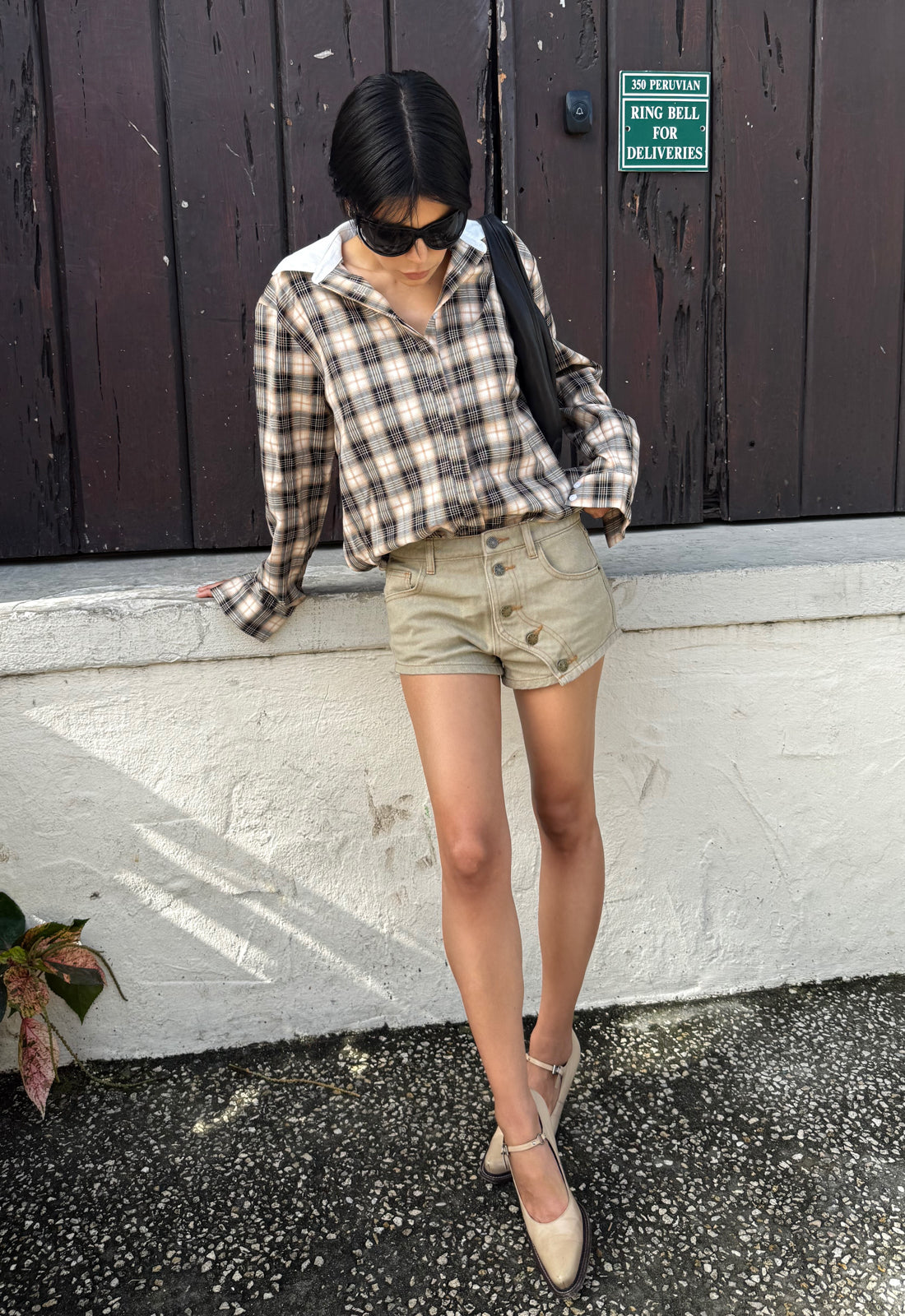 SUNDRENCHED SHORTS - STONE