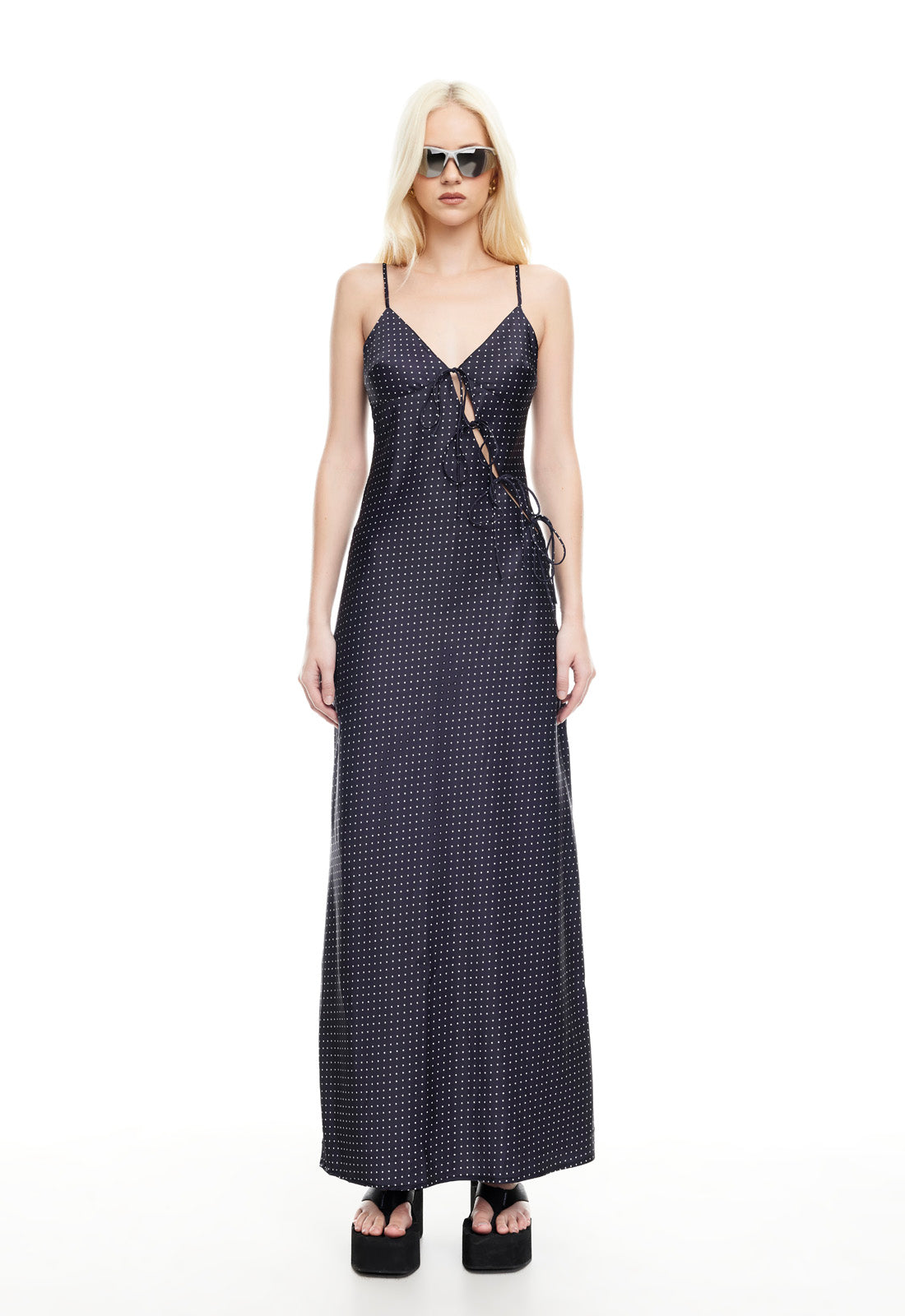 LD929-6-2504-ONYX-POLKA-2jpg