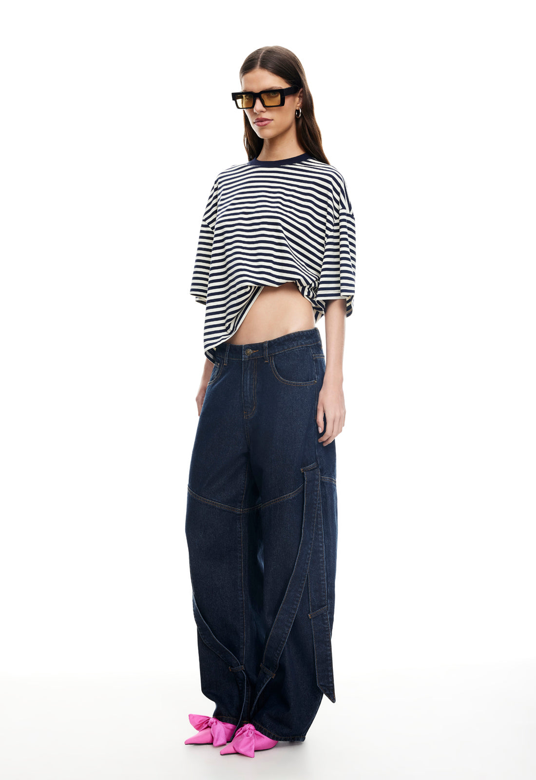 BLOOM SHORT SLEEVE - WHITE NAVY STRIPE