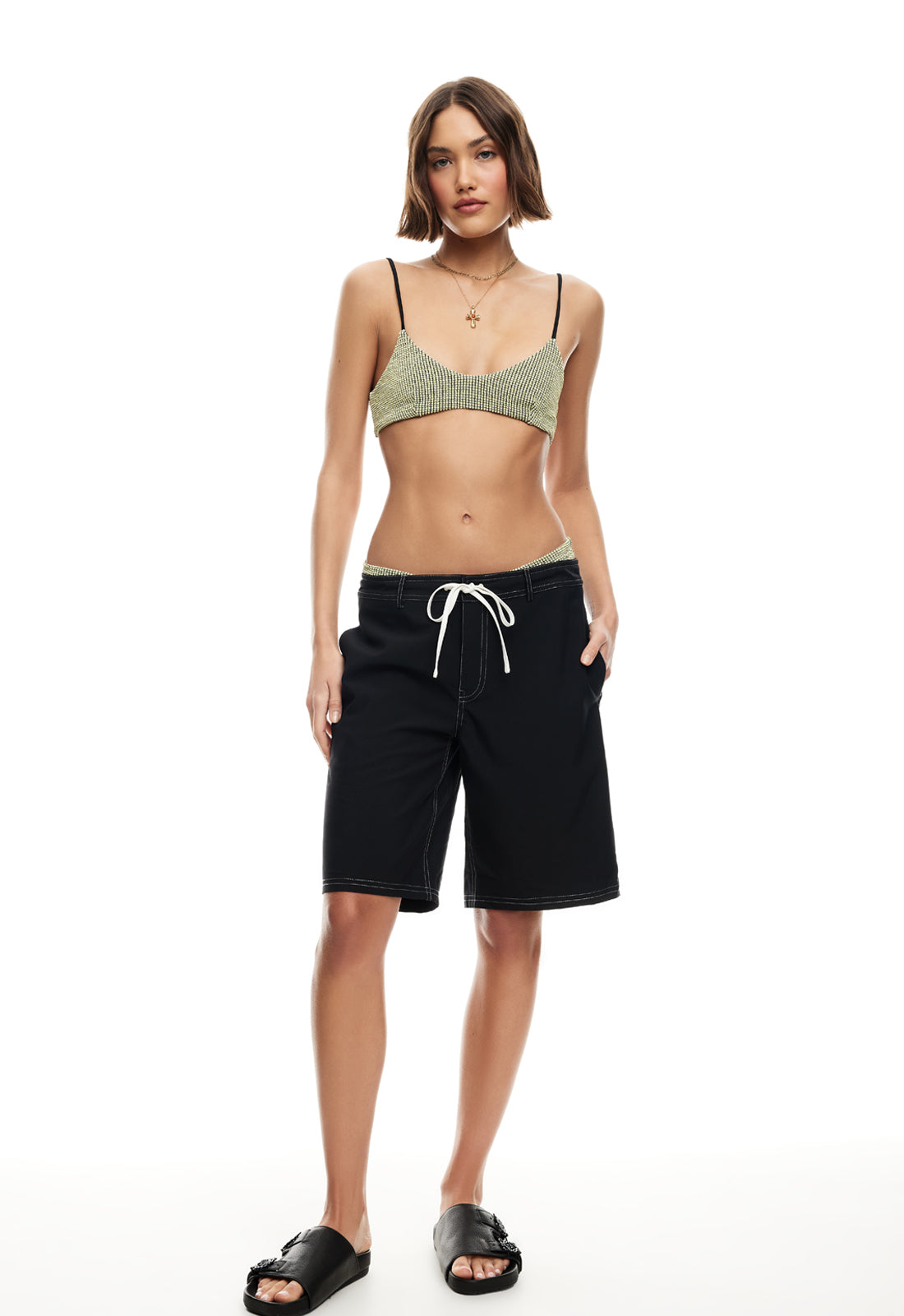 VOGUE CONTRAST SHORTS - ONYX